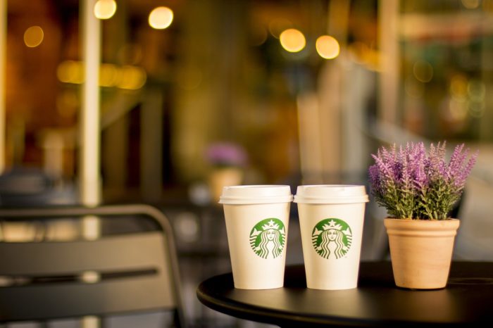 Sbux スターバックスの株価と決算 配当 米国個別株とetf 銘柄分析400